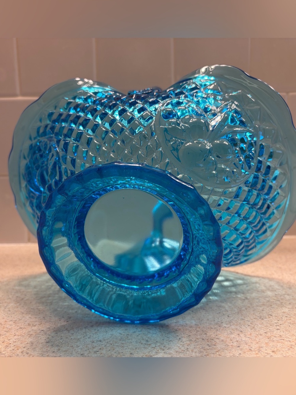 Vintage Fenton Blue Glass Basket Centerpiece - Picture 10 of 15